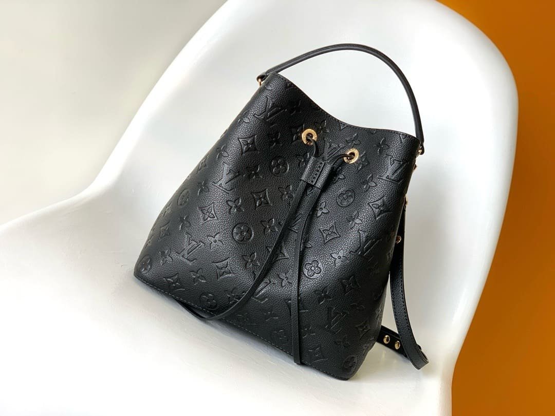 Louis Vuitton M45256 NéoNoé MM