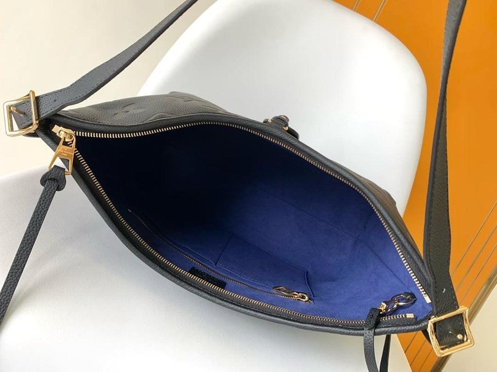 Louis Vuitton M46288 CarryAll PM