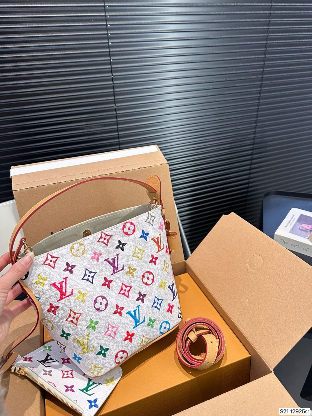 Louis Vuitton M13089 LV x TM All In BB