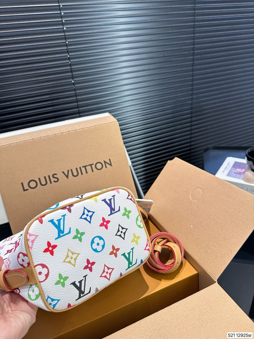 Louis Vuitton M13089 LV x TM All In BB