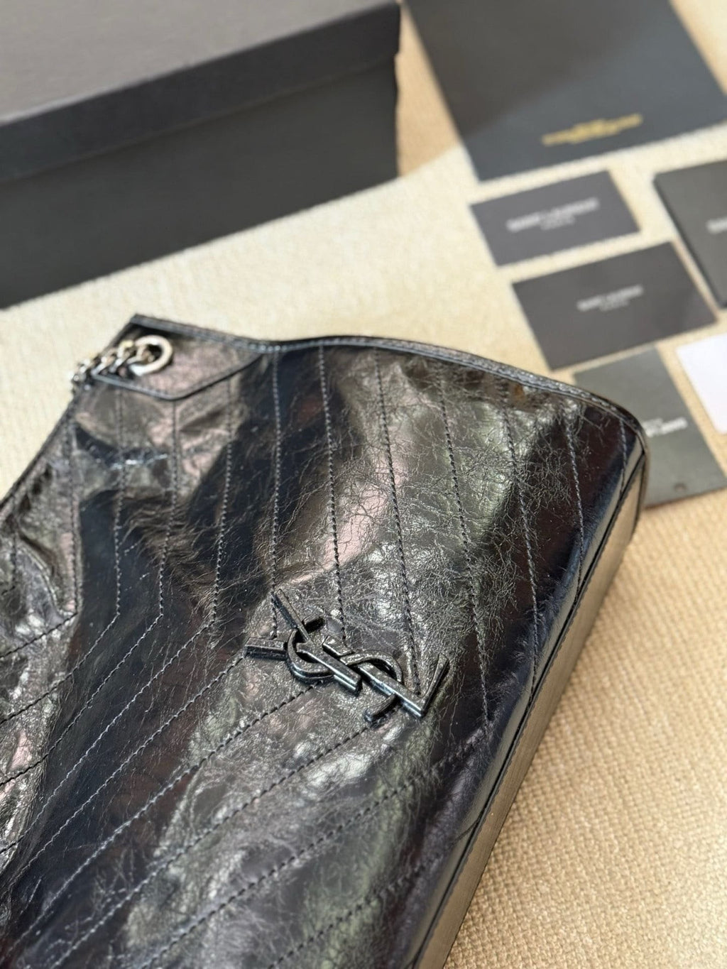 Saint Laurent NIKI SHOPPING IN VINTAGE LEATHER