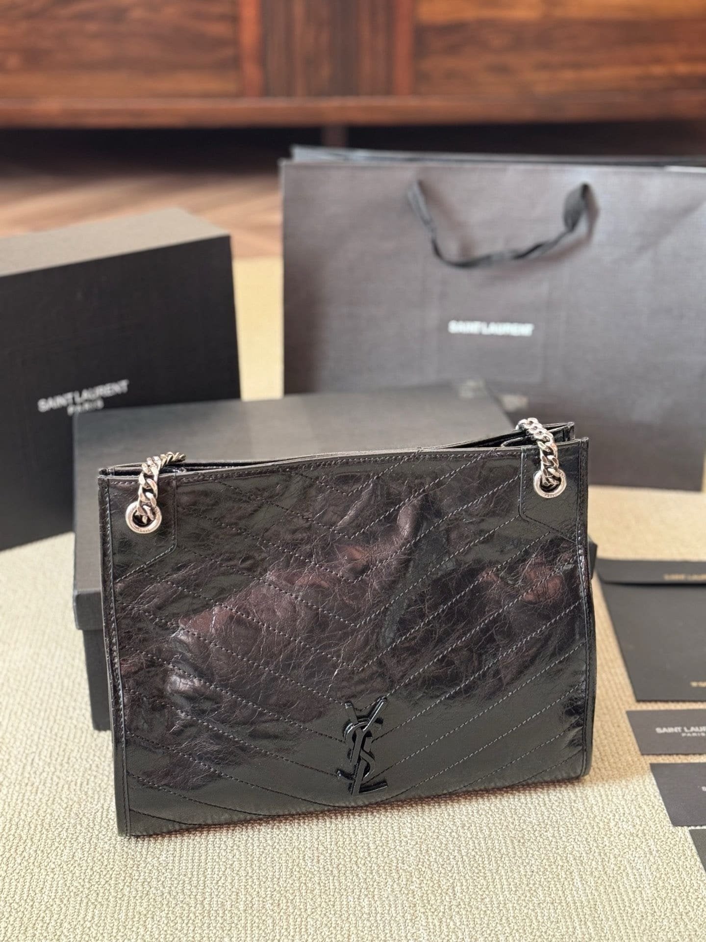 Saint Laurent NIKI SHOPPING IN VINTAGE LEATHER