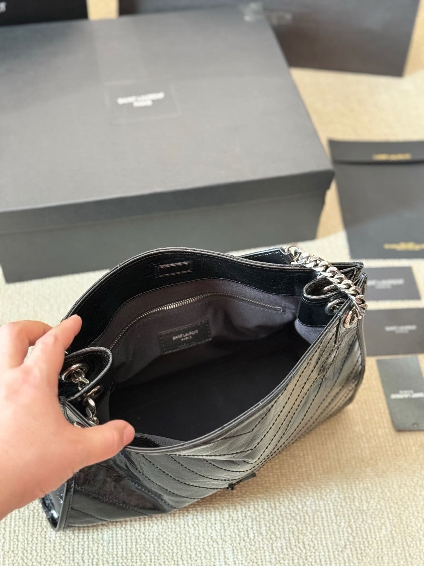 Saint Laurent NIKI SHOPPING IN VINTAGE LEATHER