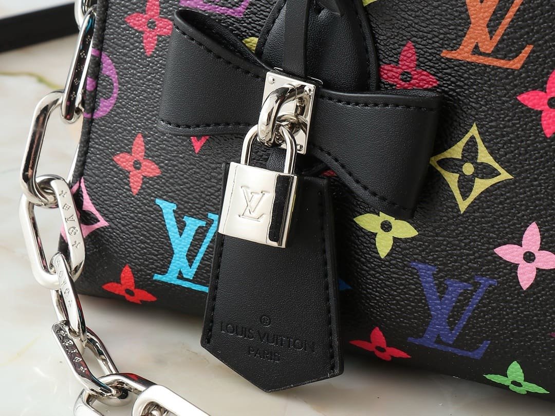 Louis Vuitton M13260 LV x TM OnTheGo East West Chain