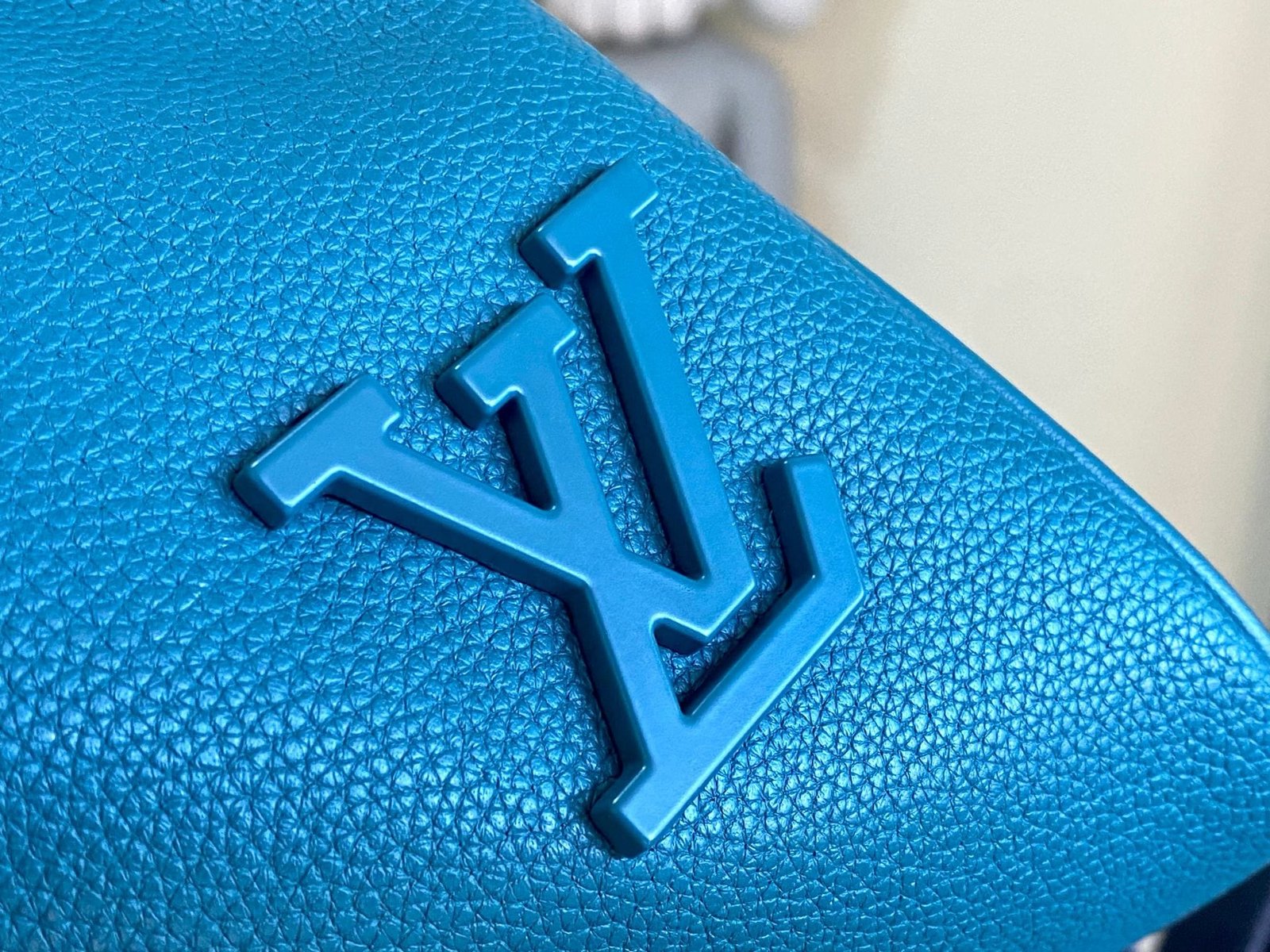 Louis Vuitton M23727 Keepall Bandoulière 50