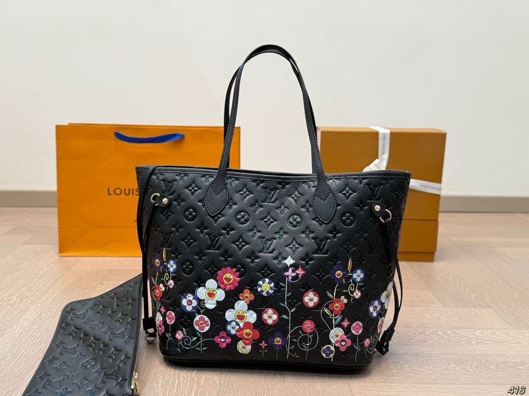 Louis Vuitton M13675 LV x TM Neverfull MM