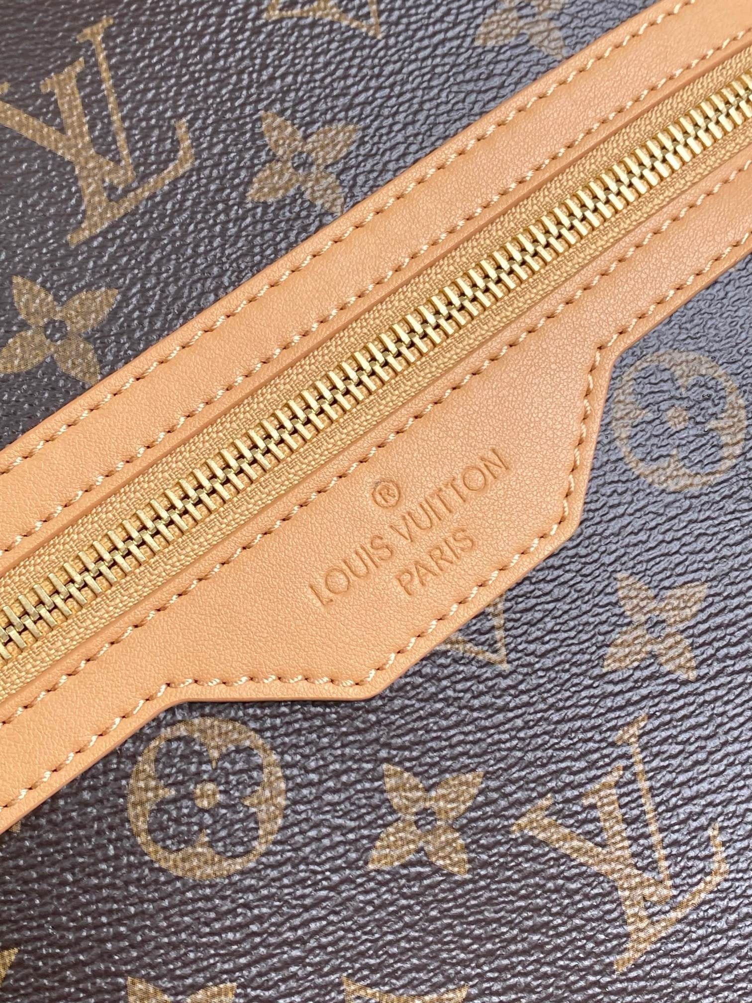 Louis Vuitton M12624 Outdoor Backpack