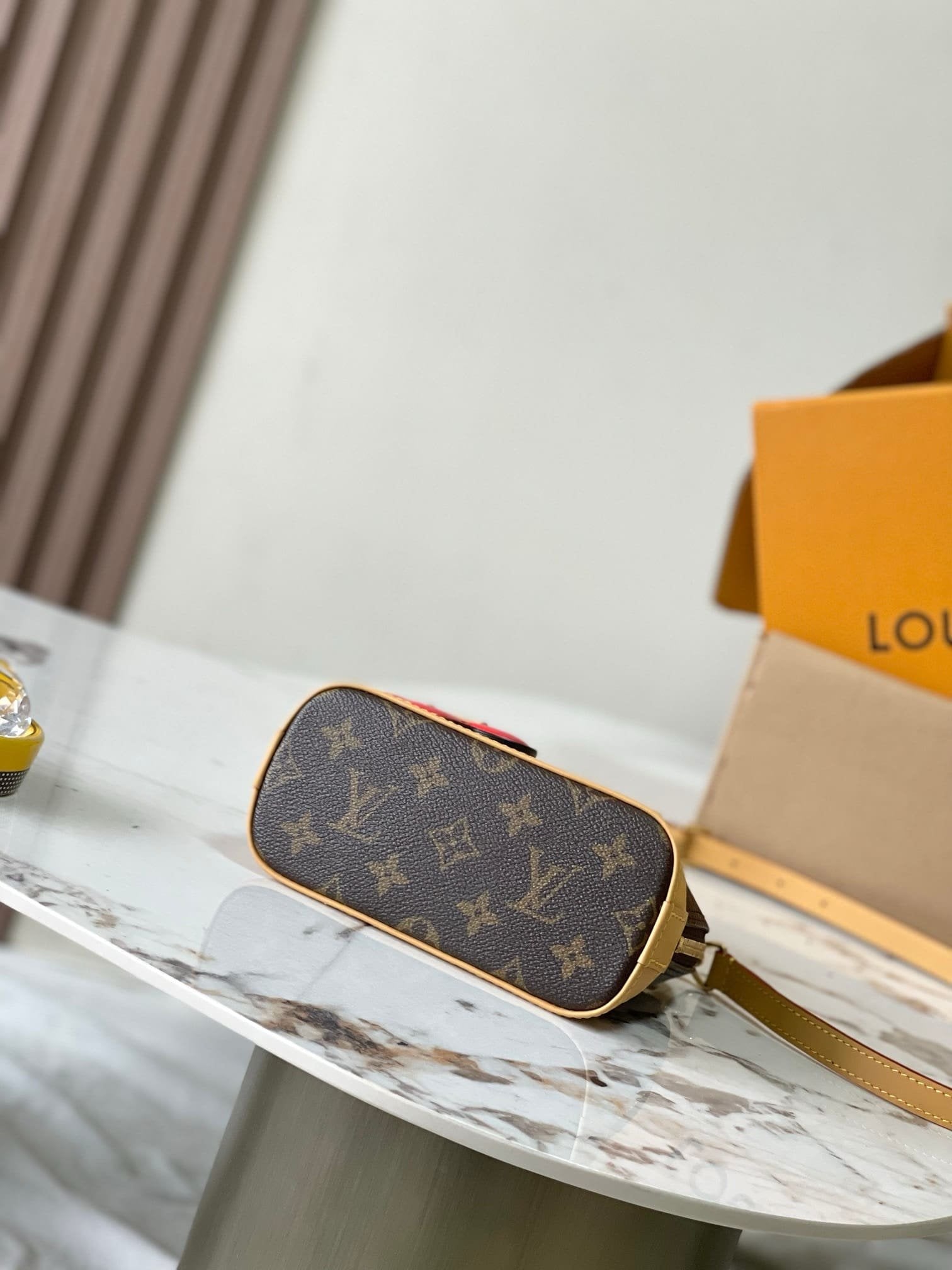 Louis Vuitton M12199 Nano Alma