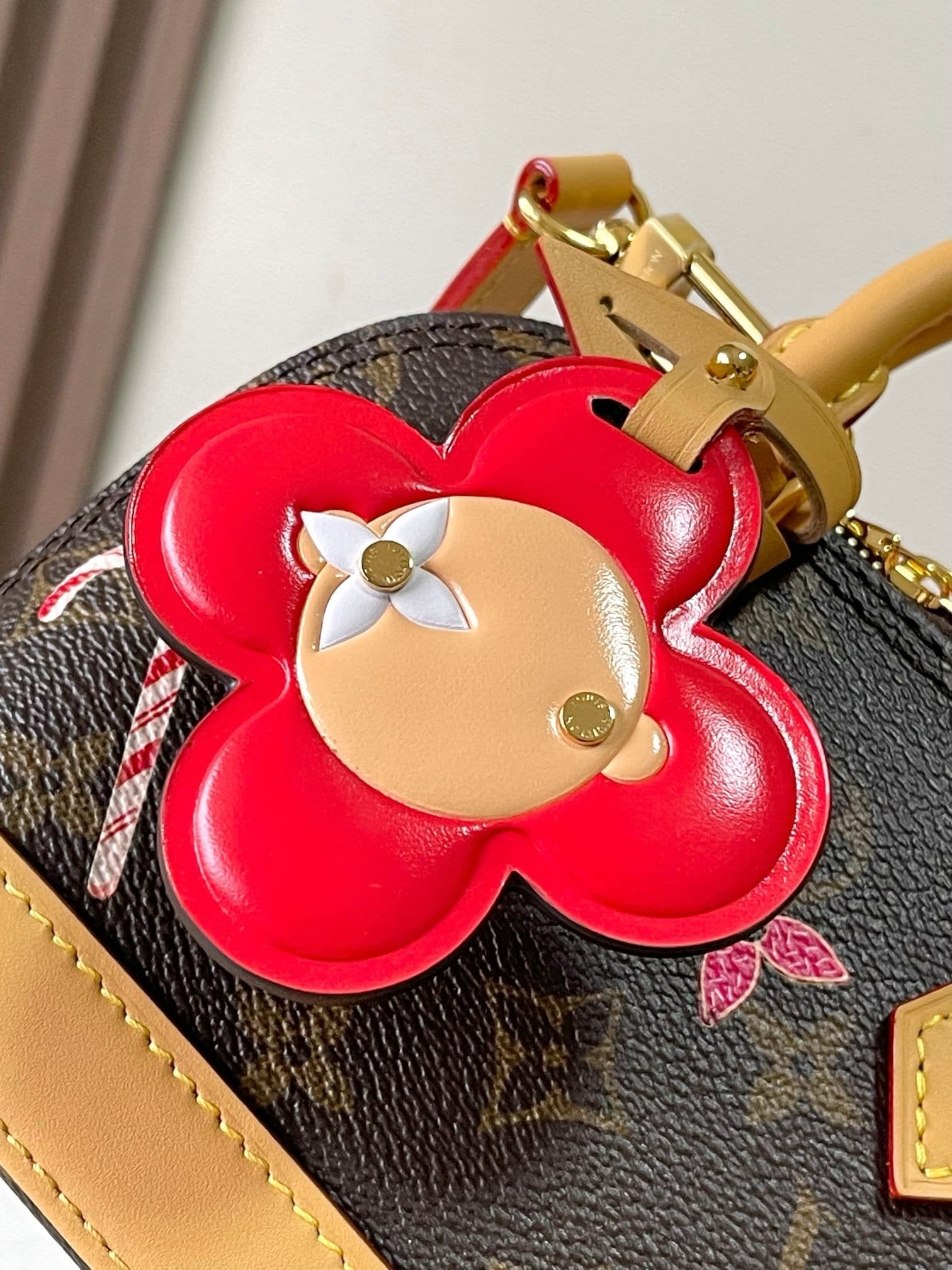 Louis Vuitton M12199 Nano Alma