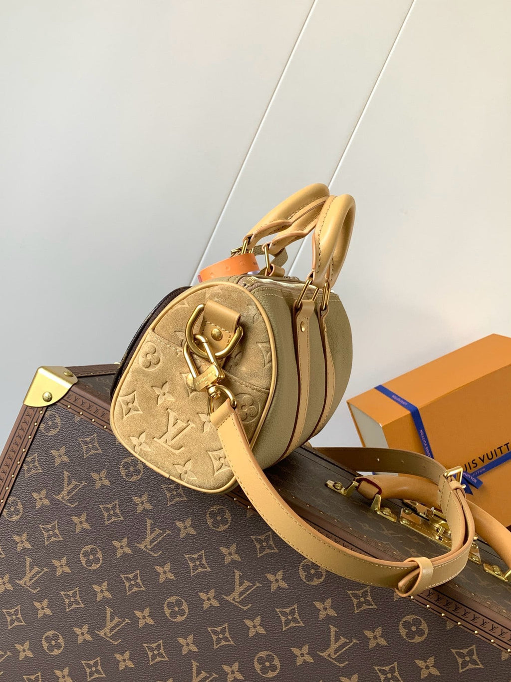 Louis Vuitton M12627 Keepall Bandoulière 25