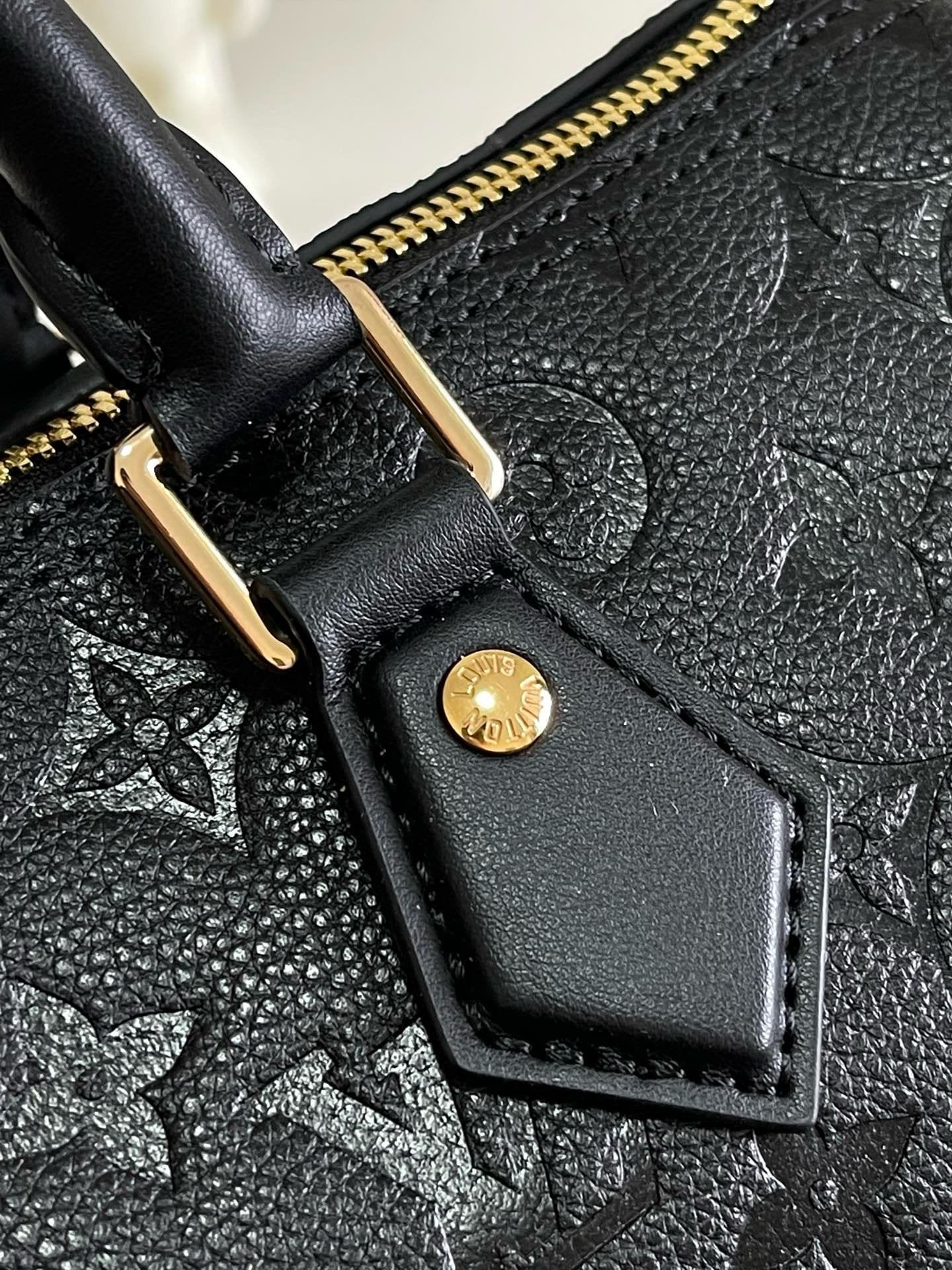 Louis Vuitton M47186 Speedy Soft 30