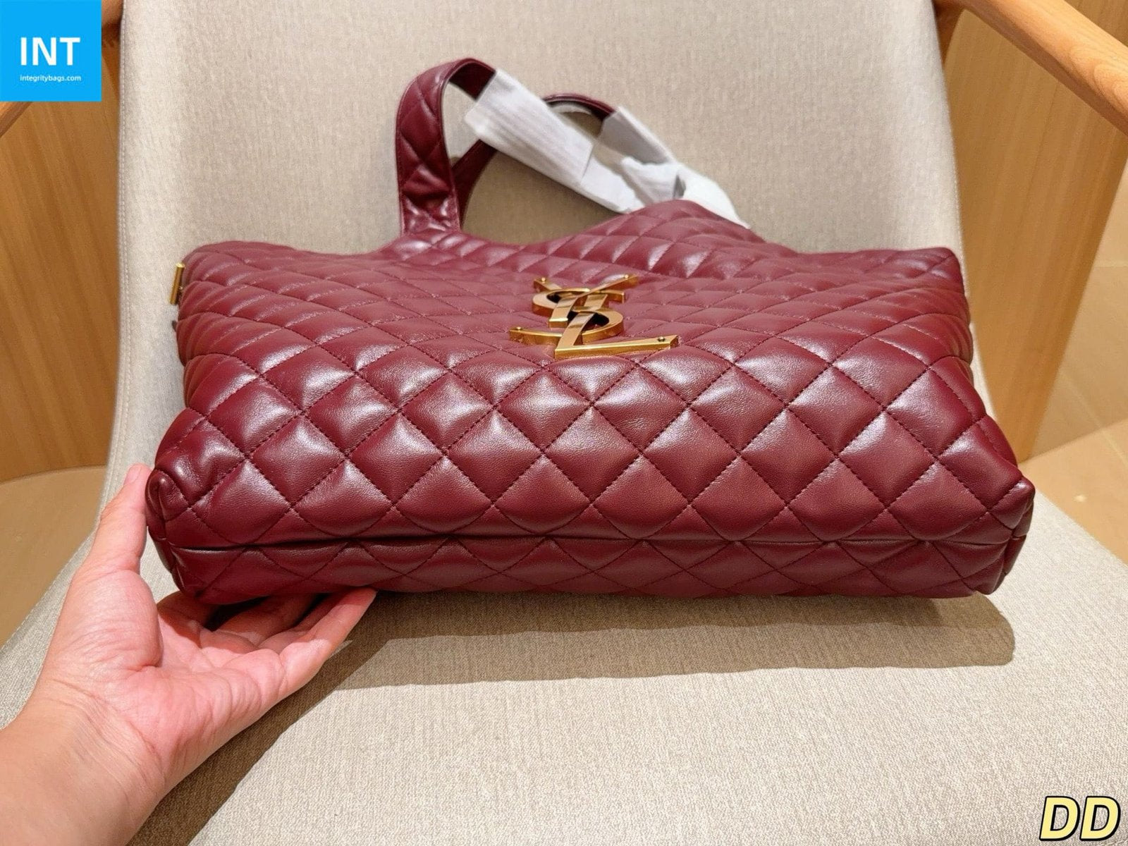 Saint Laurent ICARE in quilted nappa