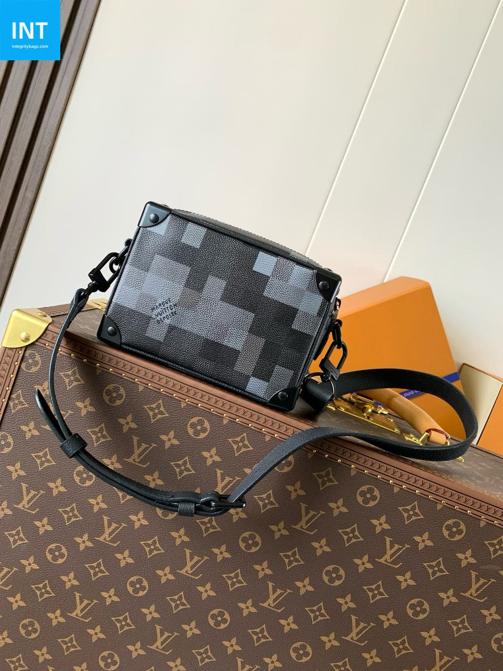Louis Vuitton M14922 Mini Soft Trunk