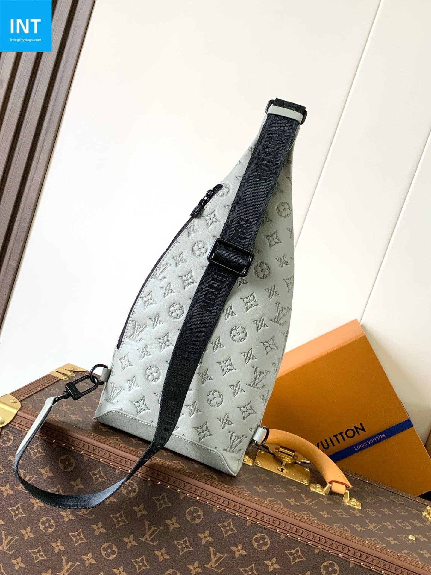 Louis Vuitton M14916 Duo Sling Bag