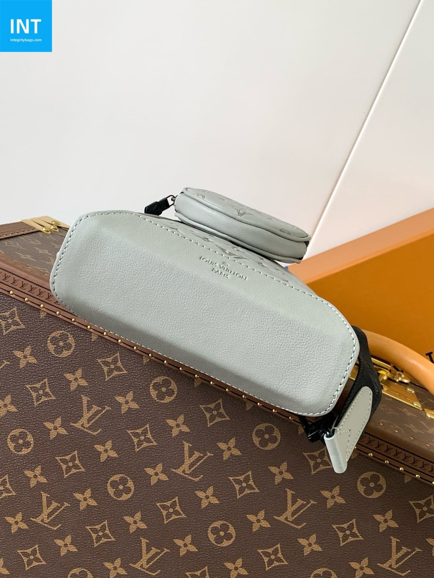 Louis Vuitton M14916 Duo Sling Bag