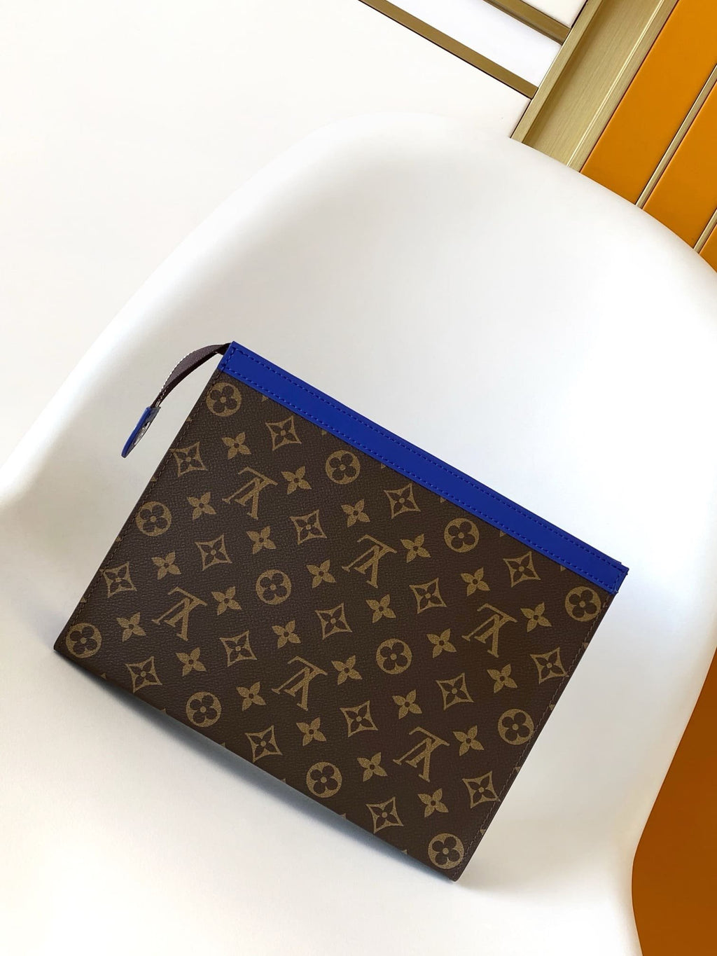 Louis Vuitton M12819 Pochette Voyage MM