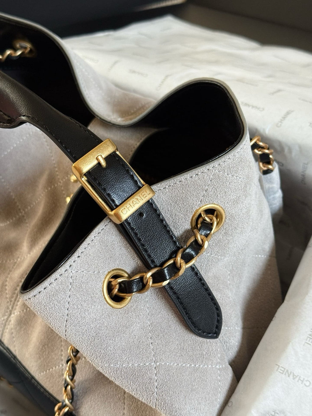 Chanel 25 Shopping Bag