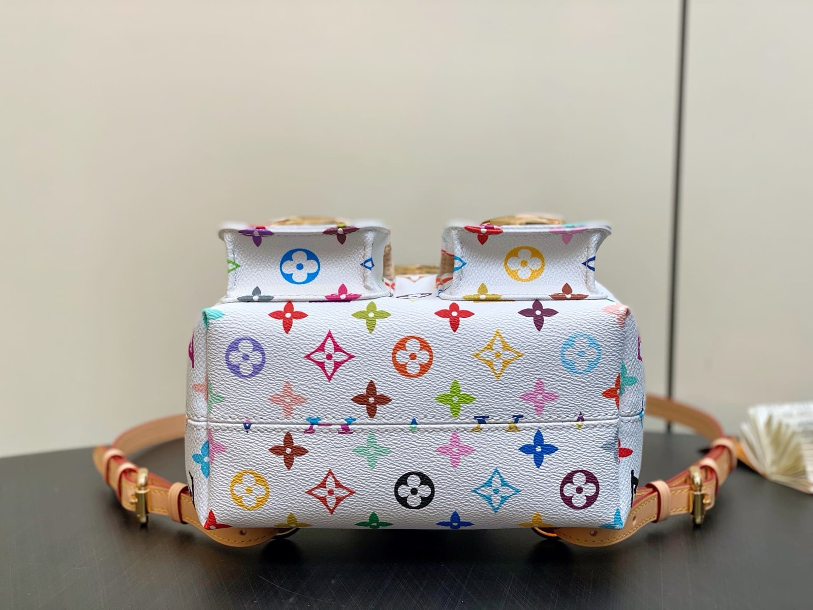 Louis Vuitton M13081 LV x TM Venice