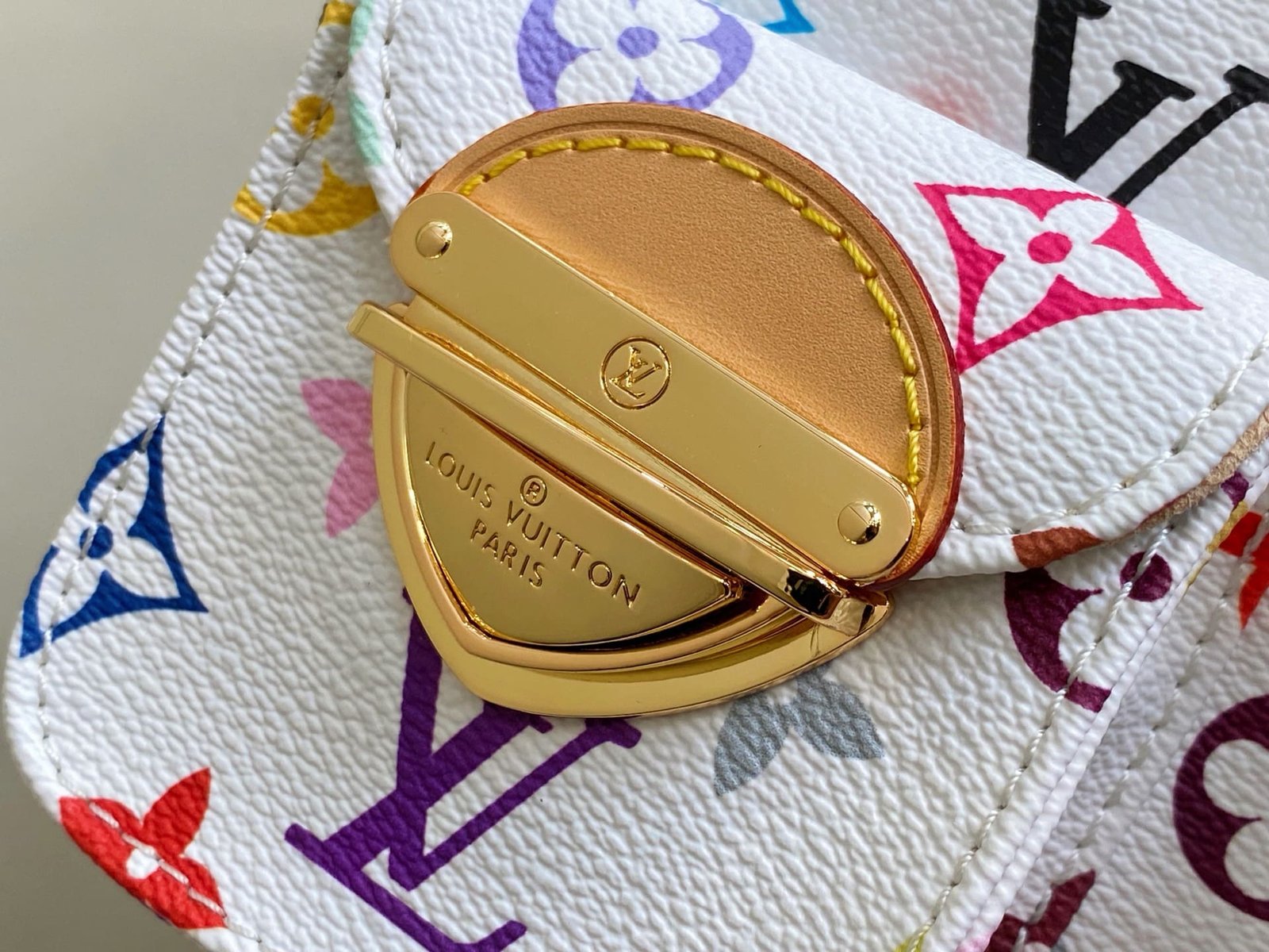 Louis Vuitton M13081 LV x TM Venice