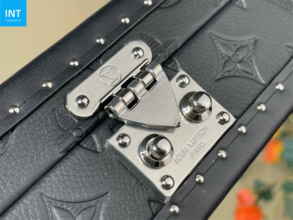 Louis Vuitton M12876 CLUTCH BOX Portable Hard Case