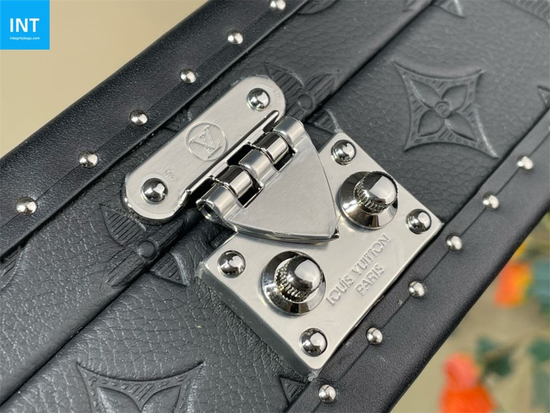 Louis Vuitton M12876 CLUTCH BOX Portable Hard Case