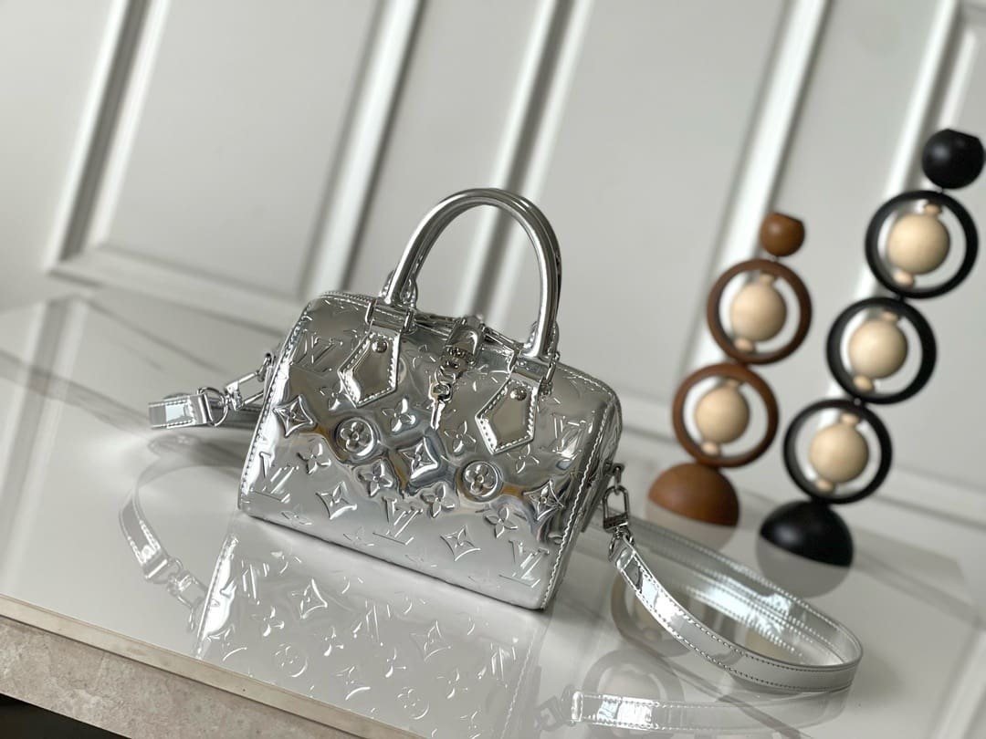 Louis Vuitton M11987 Speedy Bandoulière 20