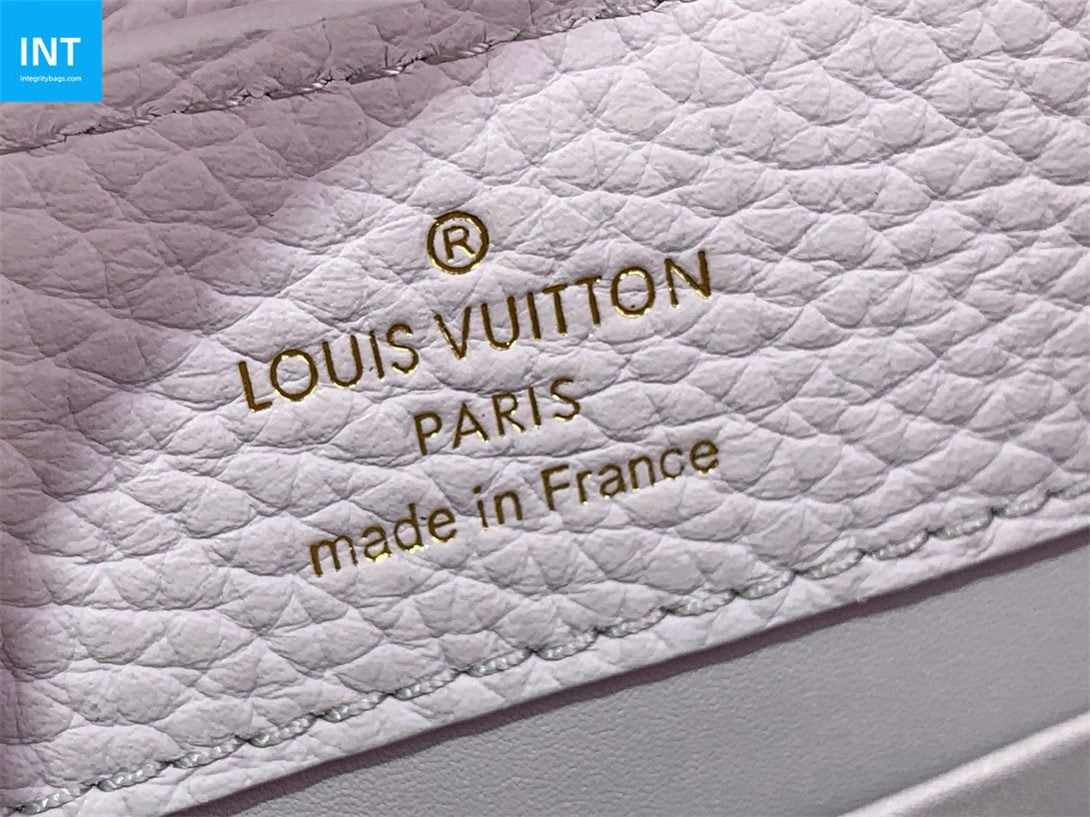 Louis Vuitton M25476 Capucines East-West Mini