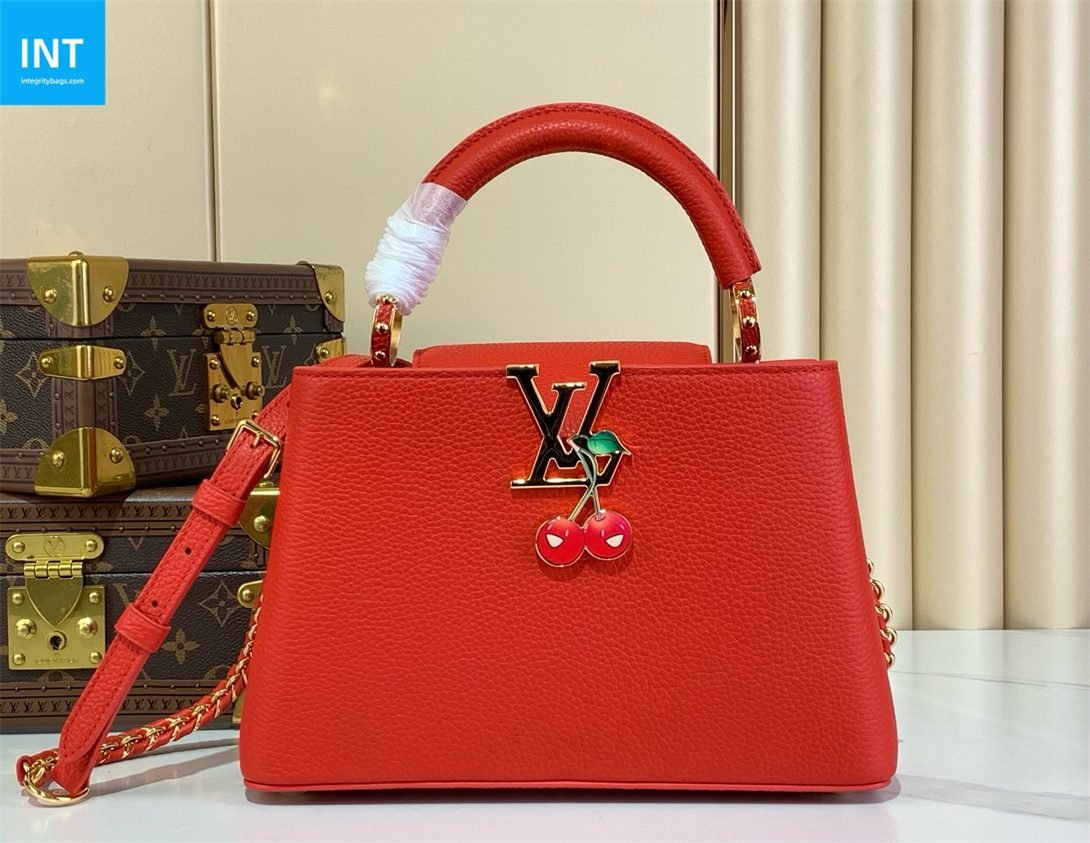 Louis Vuitton M13250 LV x TM Capucines BB