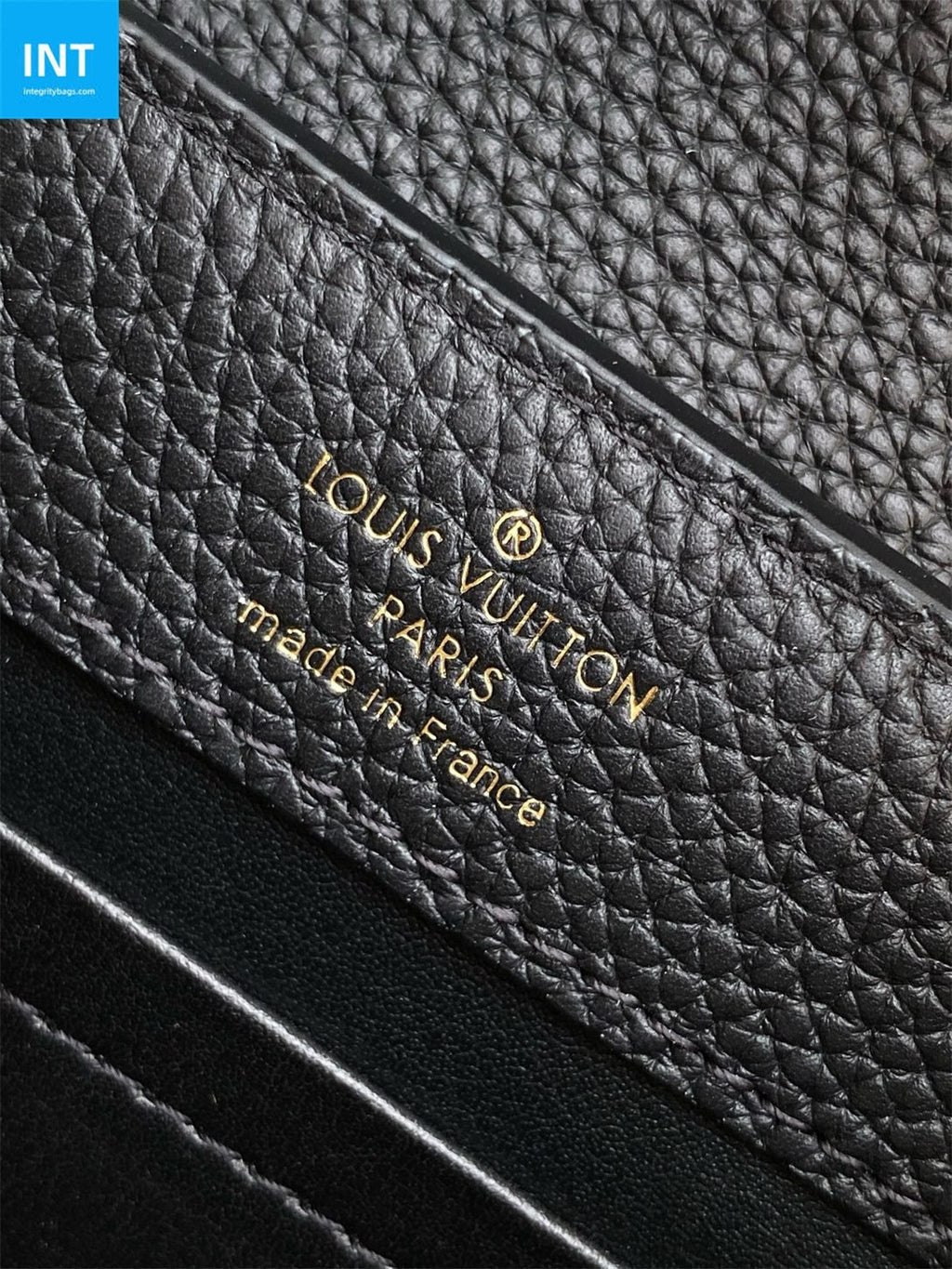 Louis Vuitton M25903 Capucines Mini