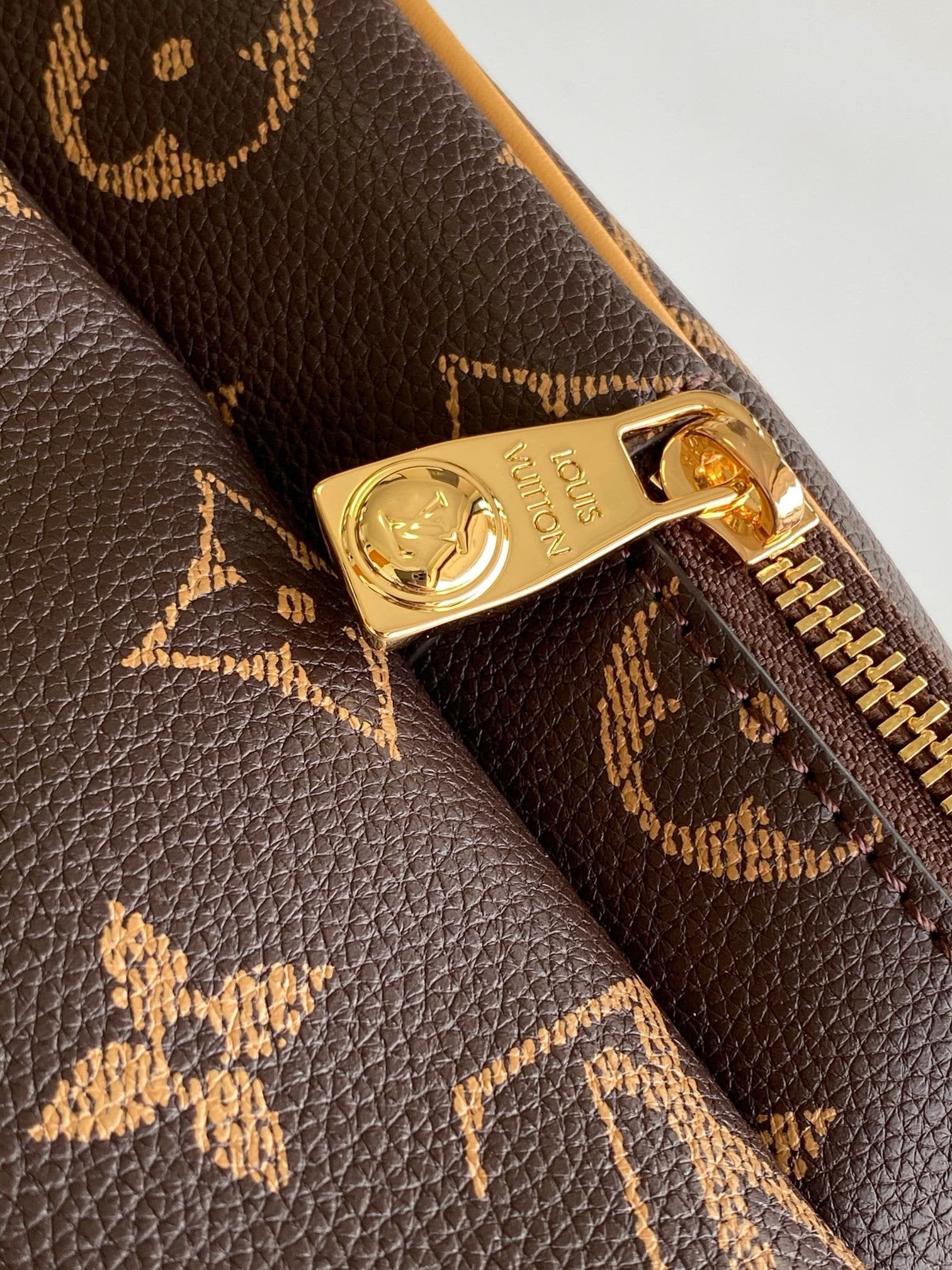 Louis Vuitton M14198 Montsouris Cargo Backpack