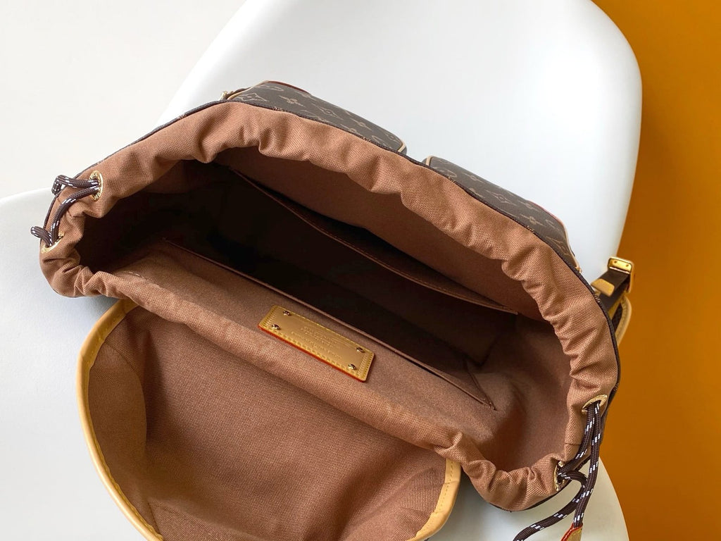 Louis Vuitton M14198 Montsouris Cargo Backpack