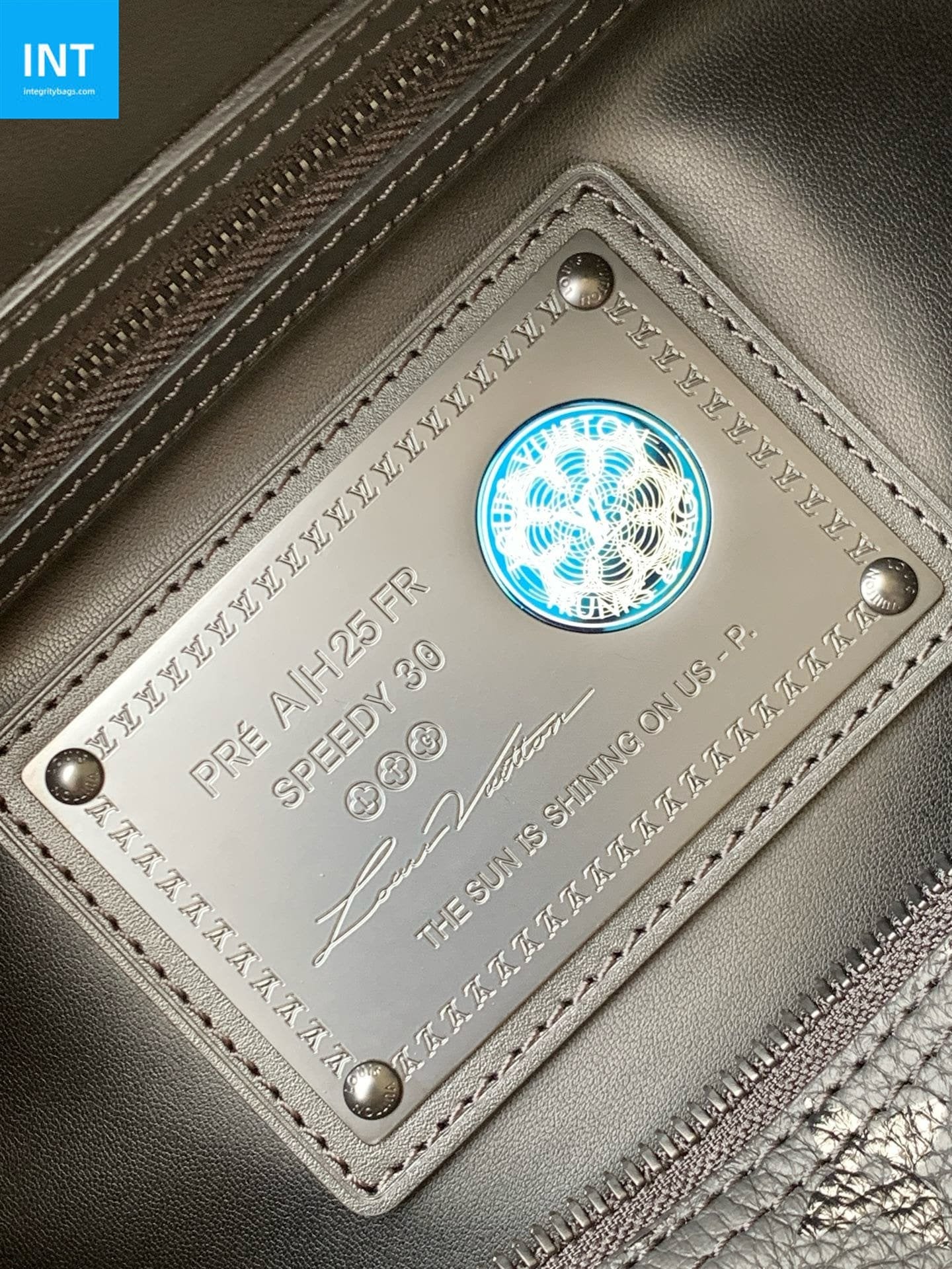 Louis Vuitton M13904 Speedy P9 Bandoulière 30