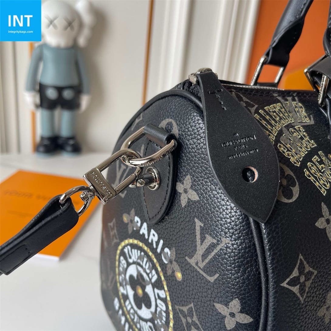 Louis Vuitton M26180 Speedy P9 Bandoulière 30 Jackets