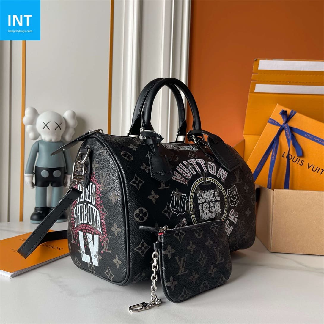 Louis Vuitton M26176 Speedy P9 Bandoulière 30 Jackets