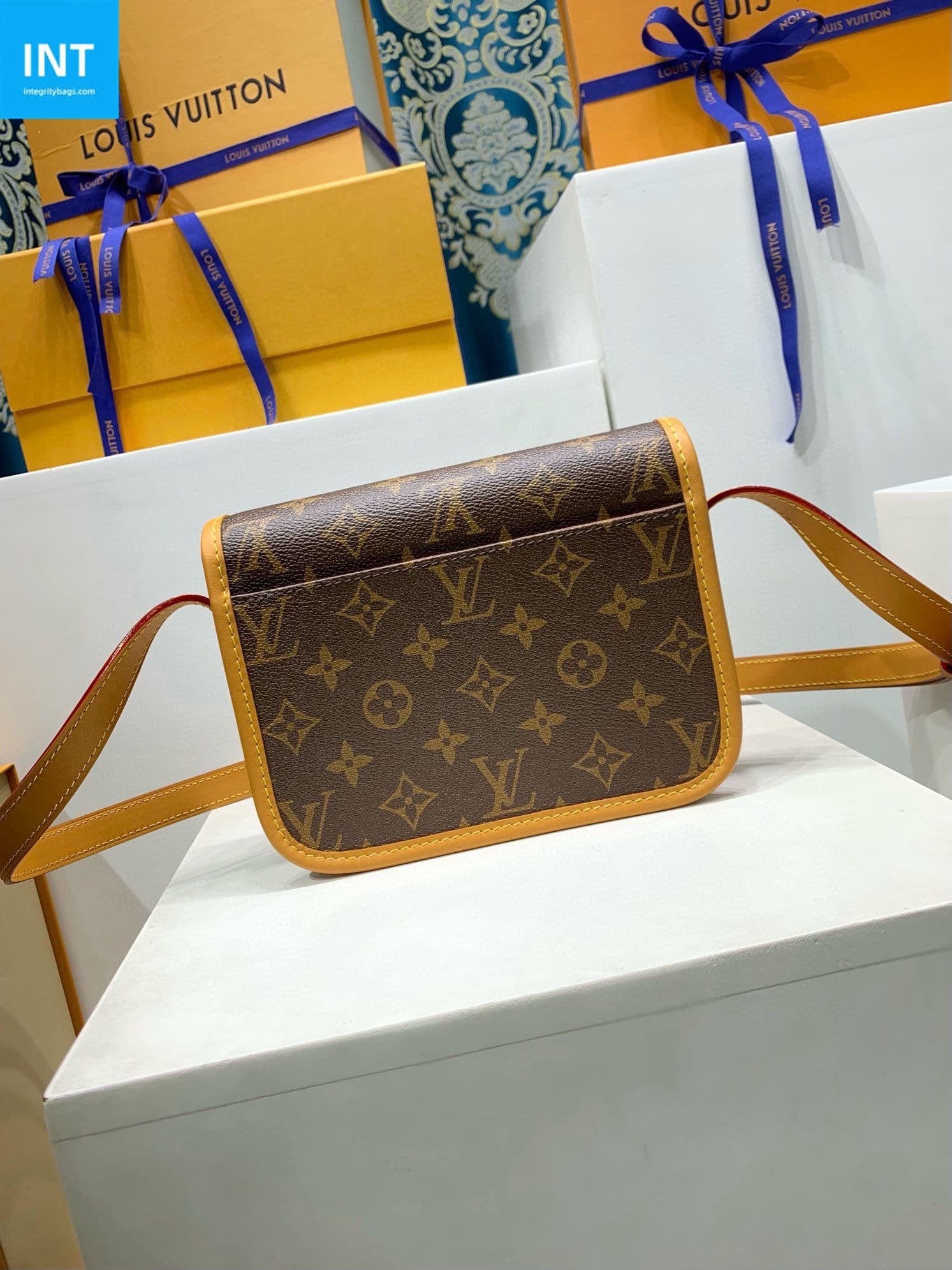 Louis Vuitton M26805 SATCHEL mini handbag