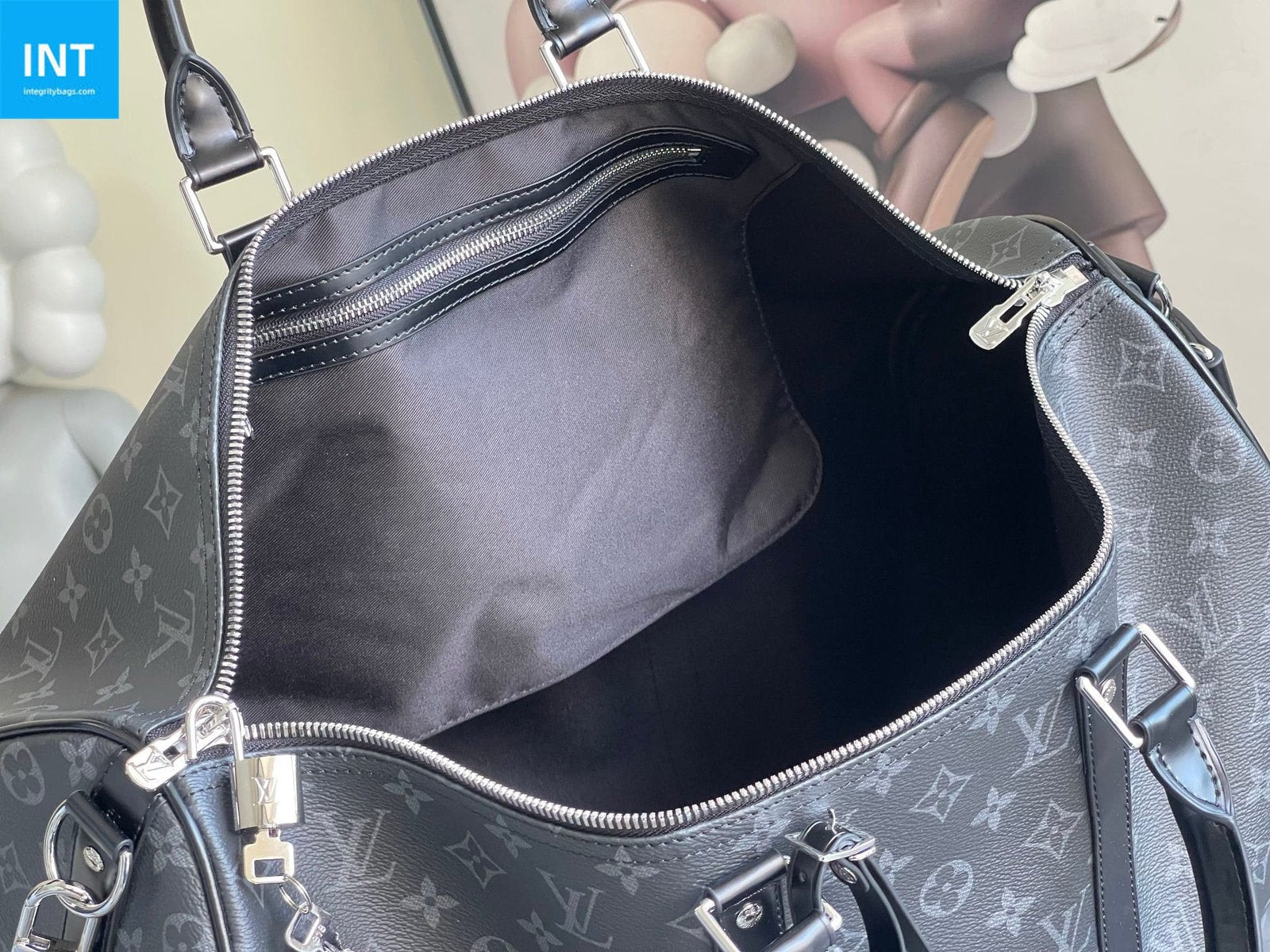 Louis Vuitton M14202 Keepall Bandoulière 50