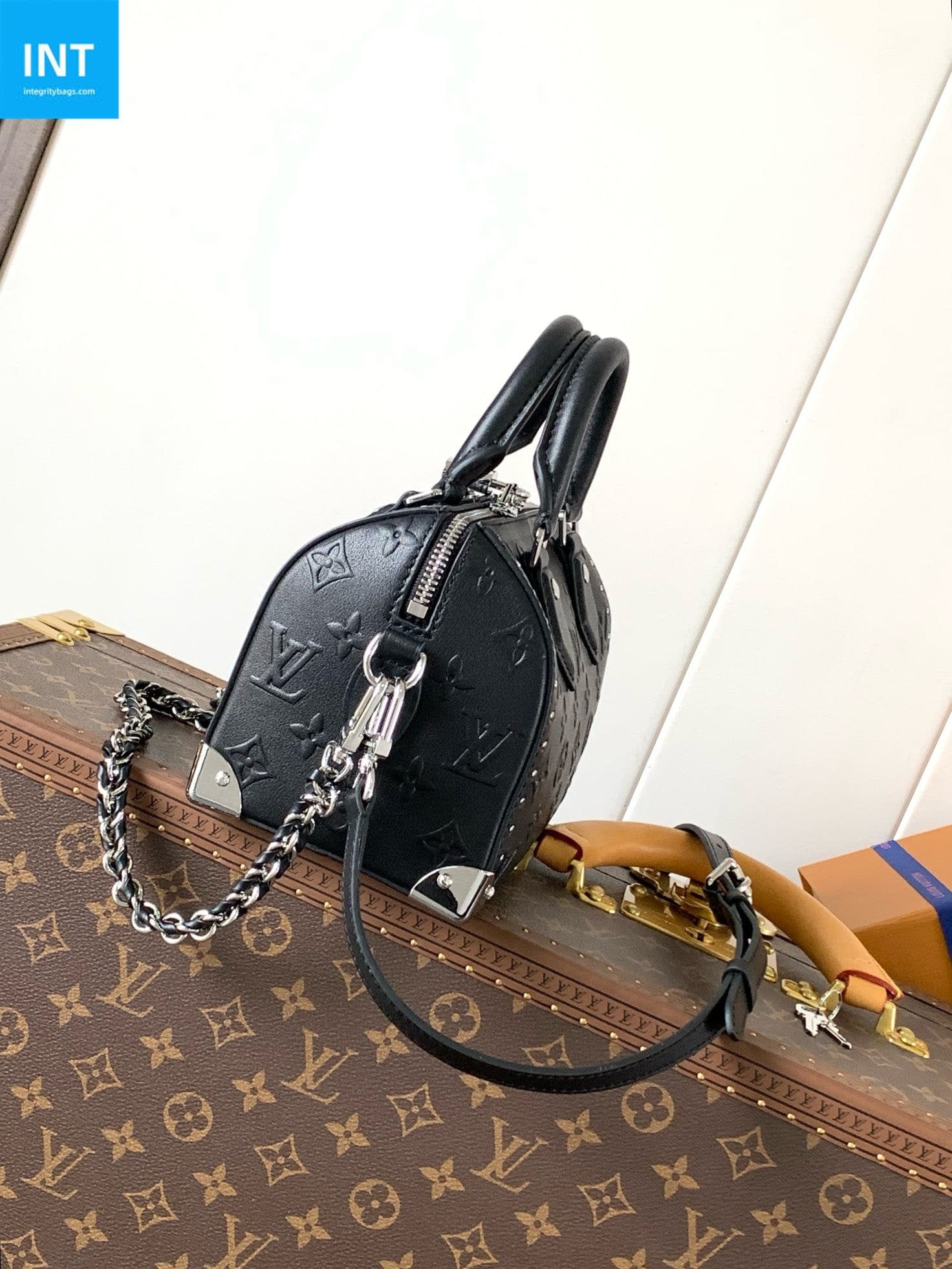 Louis Vuitton M14575 Speedy Trunk 20