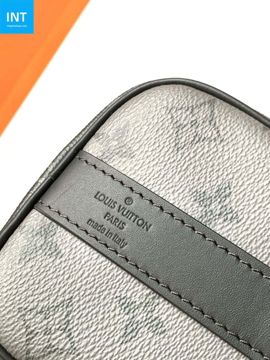 Louis Vuitton M46271 Keepall Bandoulière 25