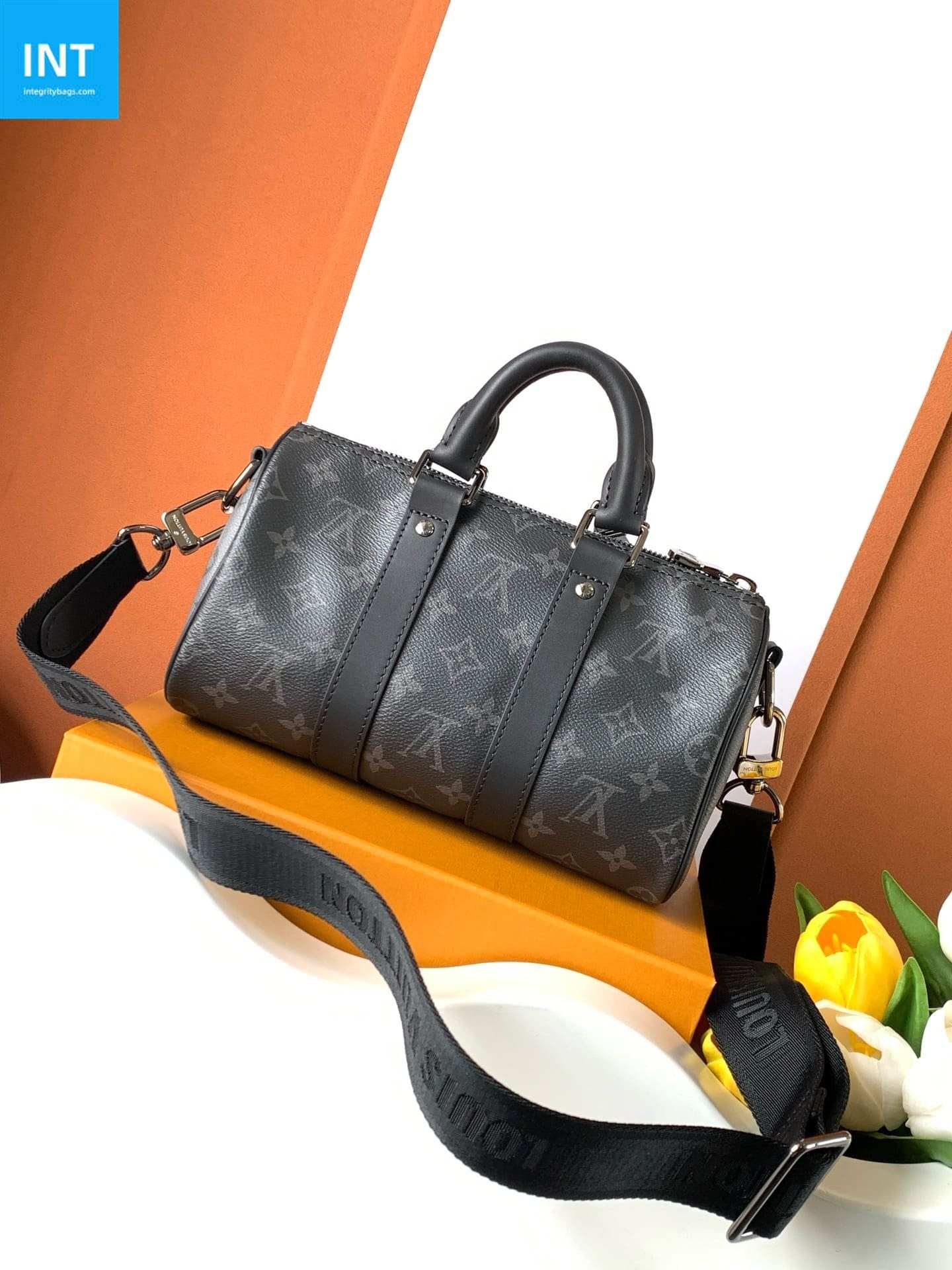 Louis Vuitton M46271 Keepall Bandoulière 25