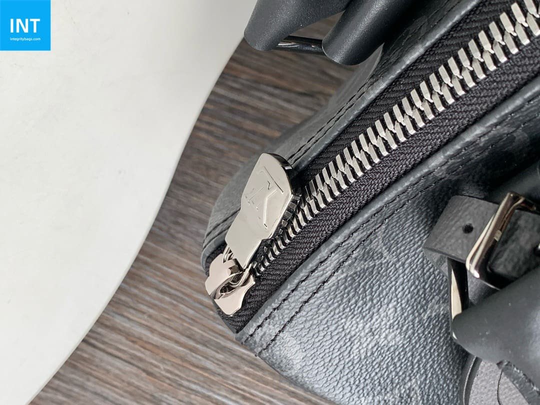 Louis Vuitton M46271 Keepall Bandoulière 25