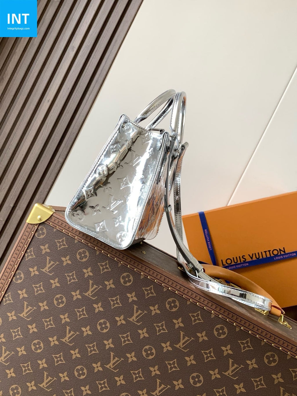 Louis Vuitton M26373 Onthego PM