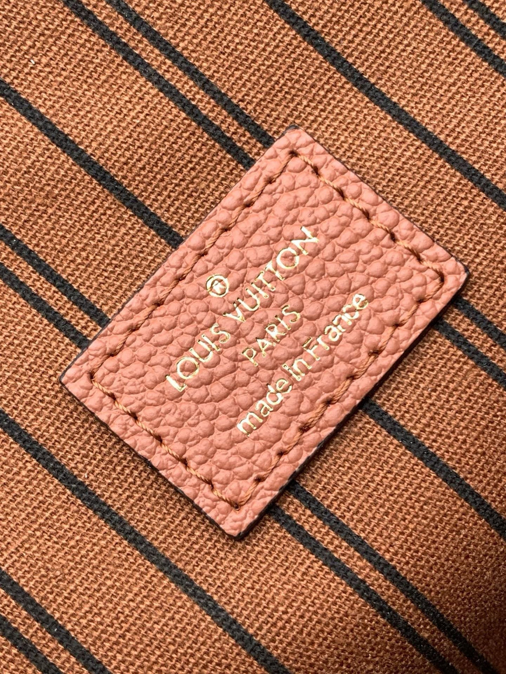 Louis Vuitton M12711 Pochette Métis
