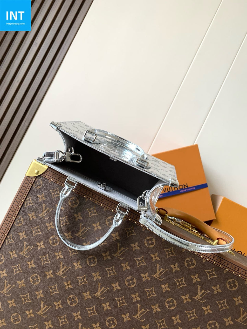 Louis Vuitton M26373 Onthego PM