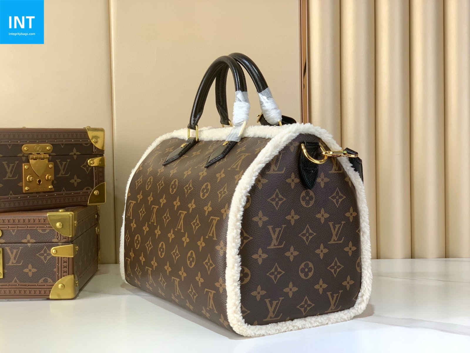 Louis Vuitton M26326 SPEEDY SOFT 30 TEDDY
