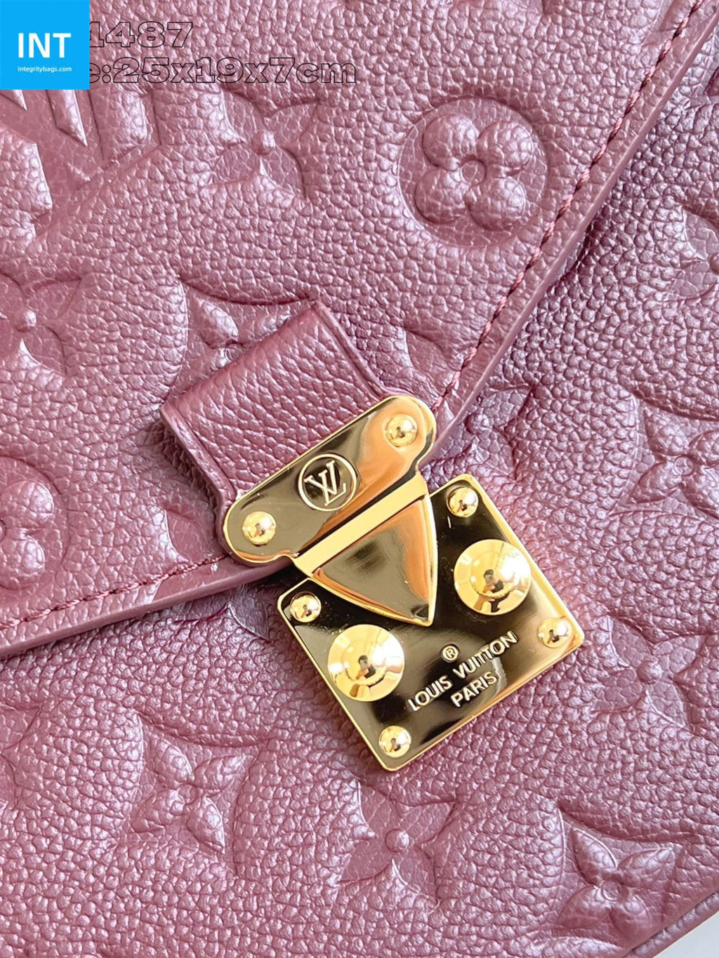 Louis Vuitton M25939 Pochette Metis MM
