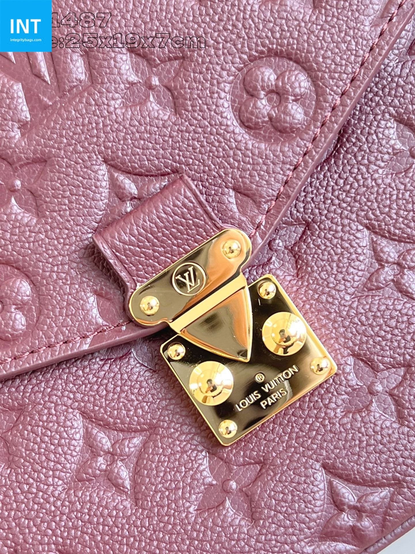 Louis Vuitton M25939 Pochette Metis MM