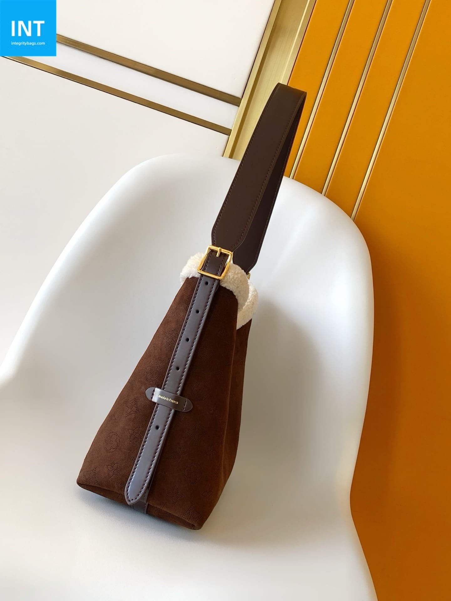 Louis Vuitton M26421 CarryAll PM