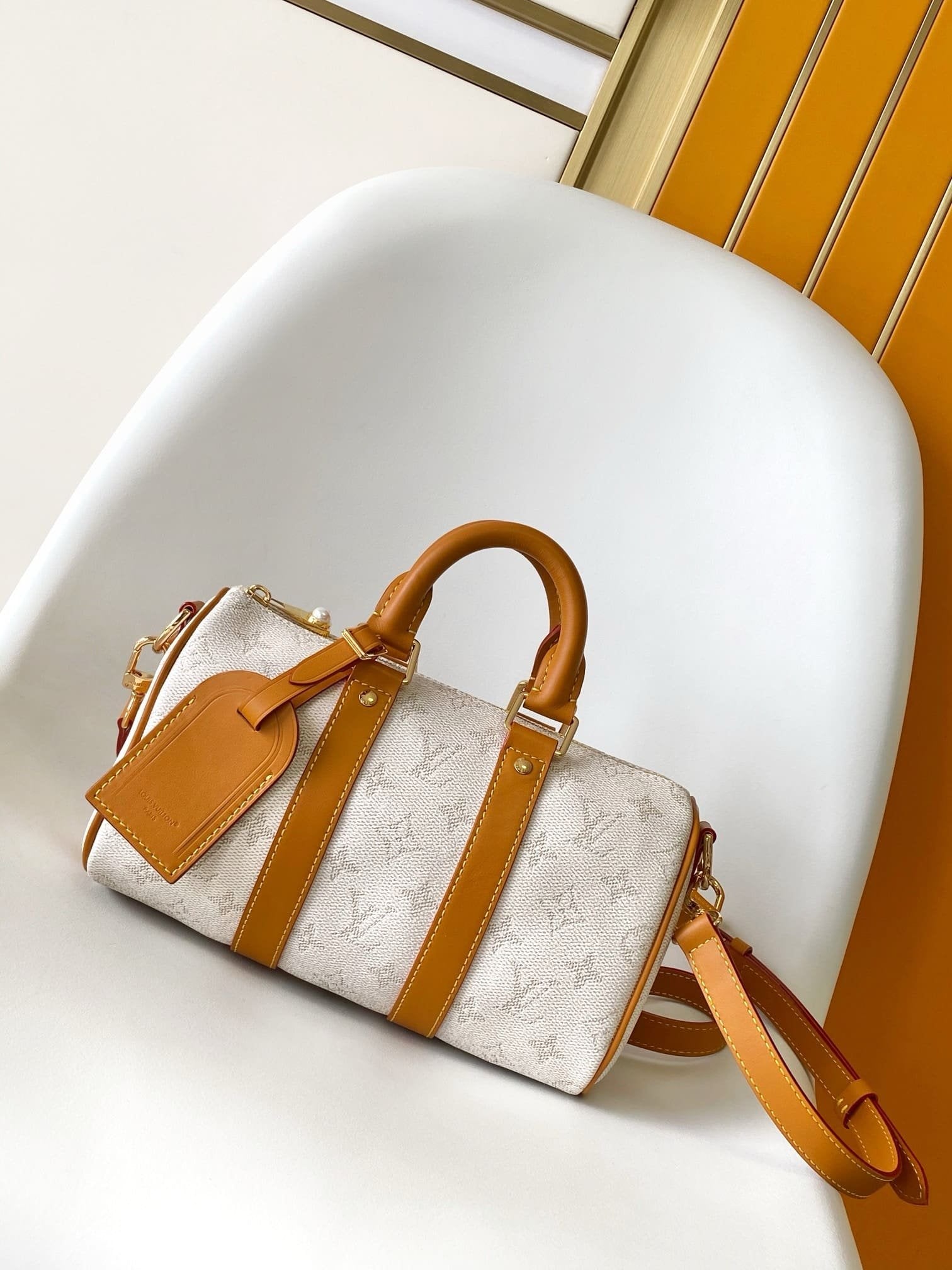 Louis Vuitton M15076 Keepall Bandoulière 25