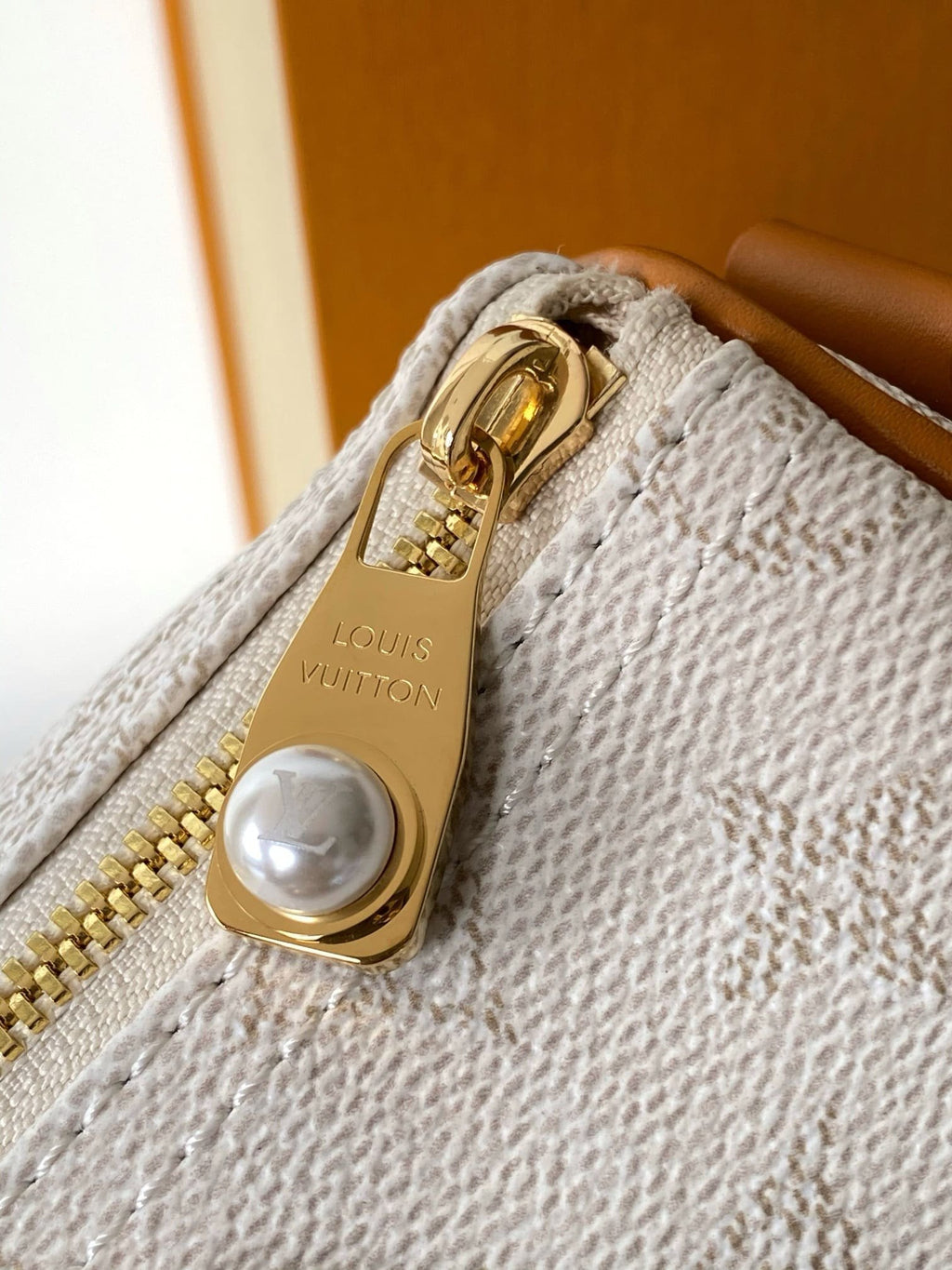 Louis Vuitton M15076 Keepall Bandoulière 25
