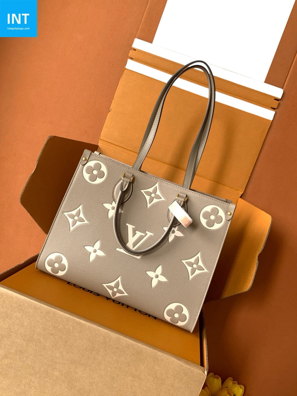 Louis Vuitton M45494 OnTheGo MM